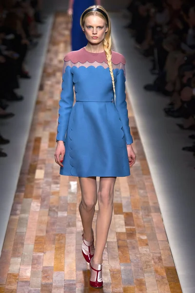 Look 37